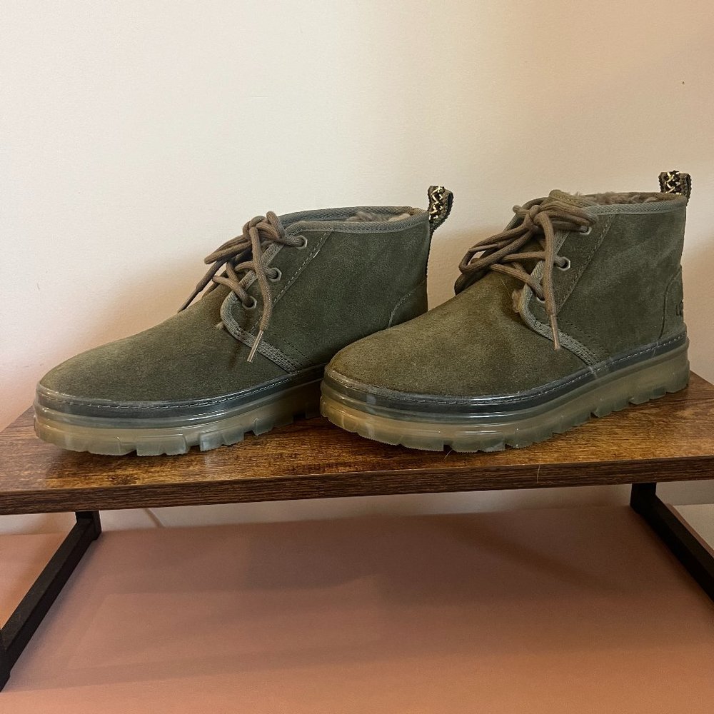 UGG BURNT OLIVE CLASSIC CLEAR SHORT WATER-RESISTANT BOOTS